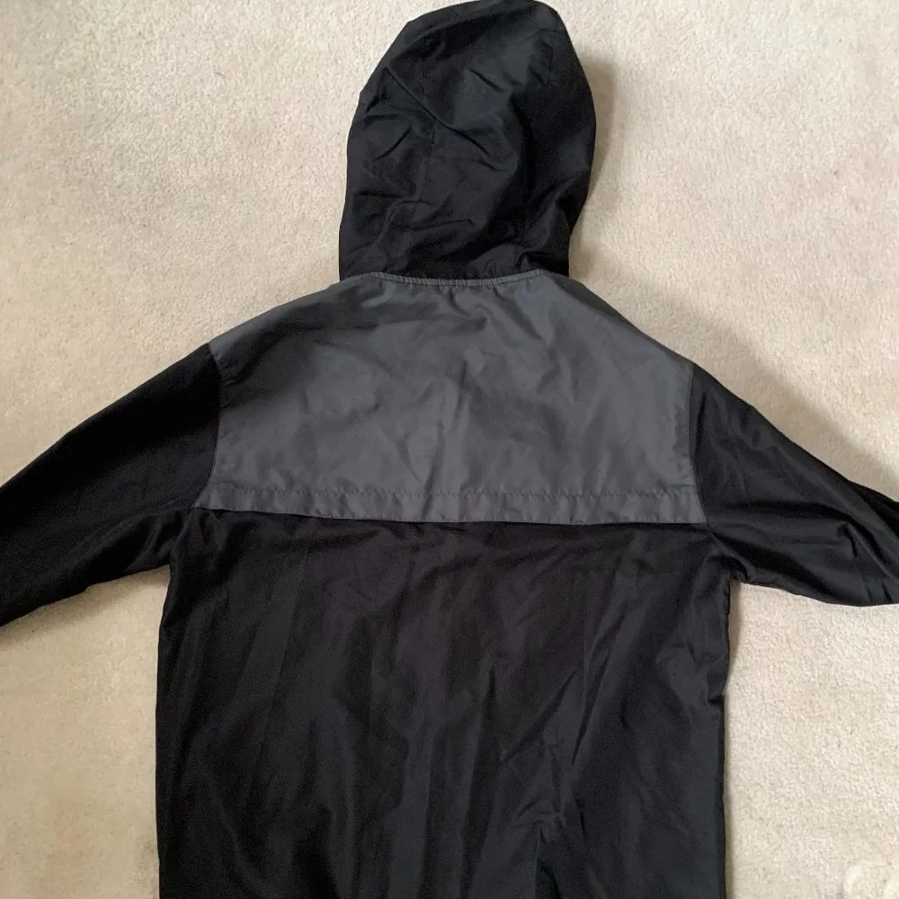 Billabong Windbreaker - Picture 2 of 4